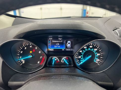 Used 2016 Ford Escape Titanium FWD image 12