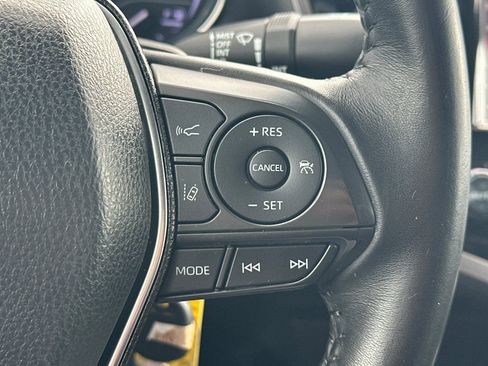 Certified 2020 Toyota Camry SE w/ Carpet Mat Package FWD image 27