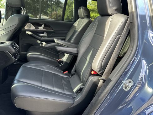 Certified 2024 Mercedes-Benz GLS 450 4MATIC image 41