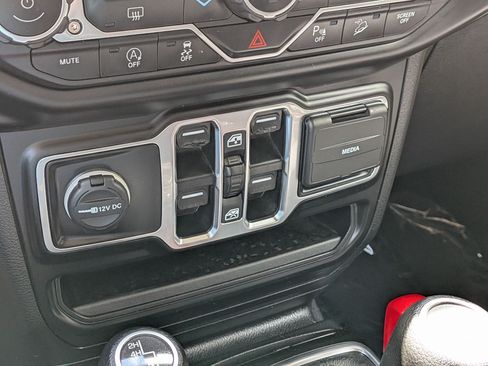 Used 2020 Jeep Wrangler Unlimited Sport AWD/4WD image 24