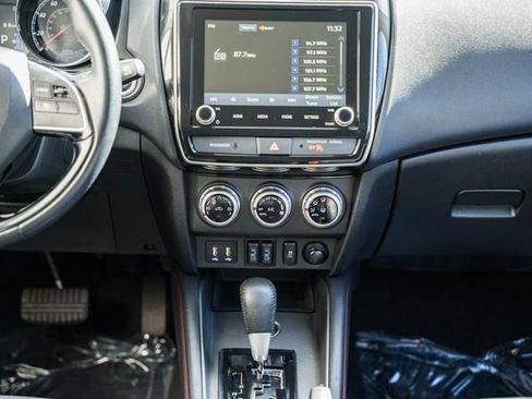 Used 2022 Mitsubishi Outlander Sport SE image 20