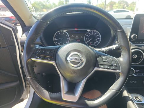 Used 2020 Nissan Sentra SV FWD image 10