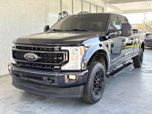 Used 2022 Ford F250 XLT w/ Black Appearance Package image 1