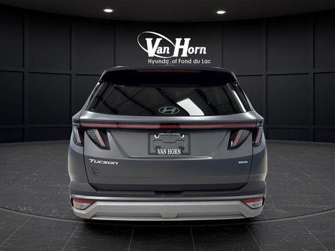 Used 2025 Hyundai Tucson Limited image 14