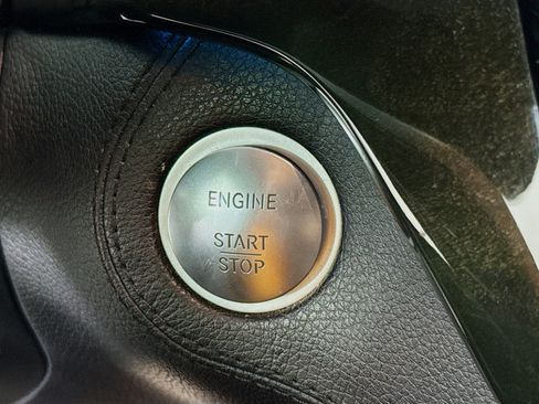 Used 2018 Mercedes-Benz GLE 43 AMG 4MATIC image 19