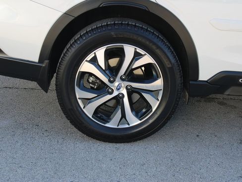 Used 2020 Subaru Outback Touring XT image 33