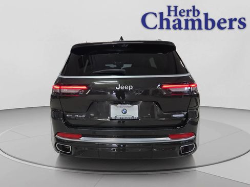 Used 2023 Jeep Grand Cherokee L Summit w/ Advanced Protech Group IV AWD/4WD image 11