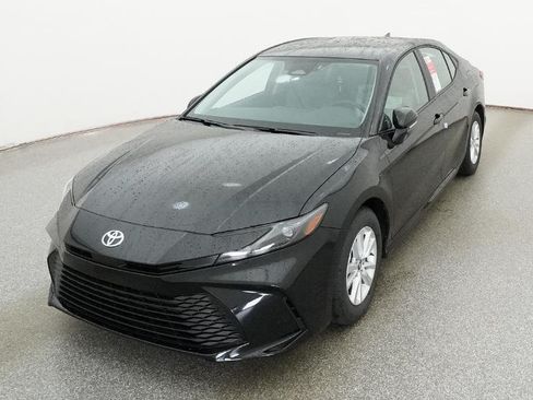 New 2026 Toyota Camry LE FWD image 22