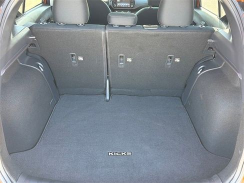 Used 2024 Nissan Kicks SV image 12