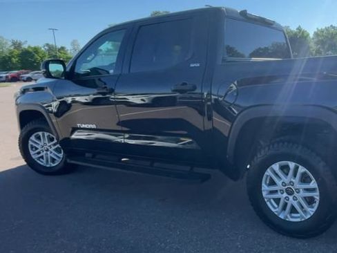 Used 2024 Toyota Tundra SR5 w/ SR5 Convenience Package AWD/4WD image 4