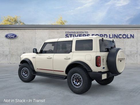 New 2026 Ford Bronco Outer Banks image 5