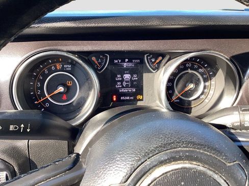 Used 2020 Jeep Wrangler Unlimited Sport image 17