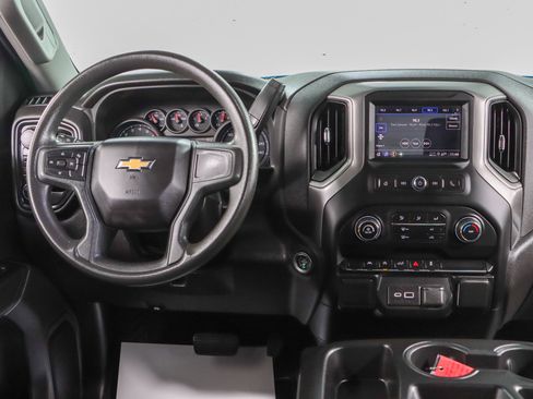 Used 2024 Chevrolet Silverado 1500 Custom AWD/4WD image 17