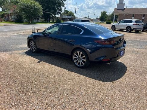 Used 2021 MAZDA MAZDA3 s FWD image 3