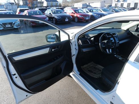 Used 2017 Subaru Legacy 2.5i Premium w/ Moonroof Package image 15