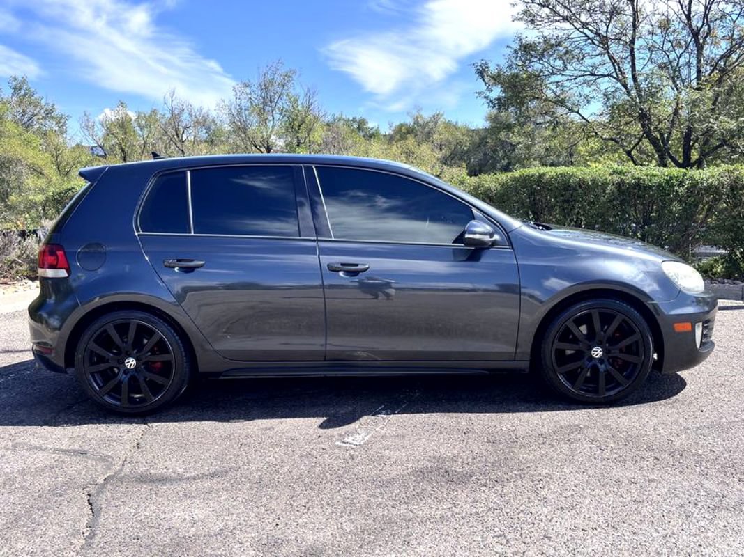 Used 2012 Volkswagen Golf 4-Door FWD image 10