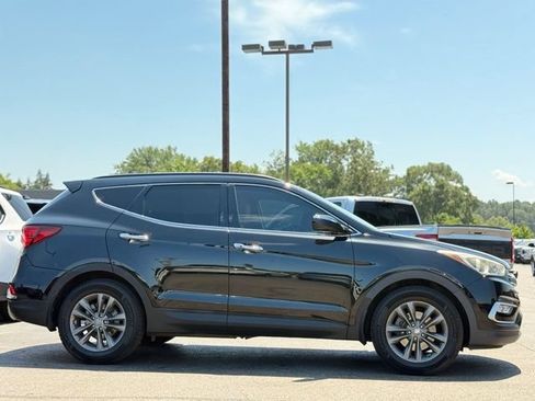 Used 2018 Hyundai Santa Fe Sport 2.0T FWD image 30