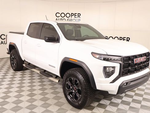 Used 2025 GMC Canyon Elevation w/ Convenience Package RWD image 1