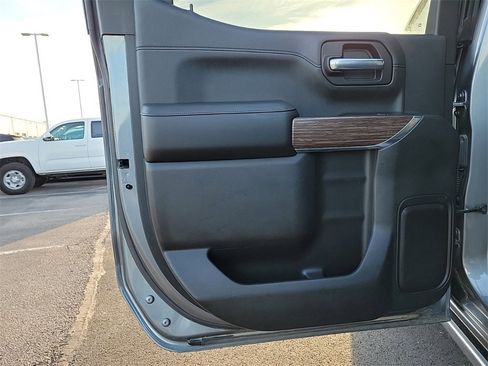 Used 2019 Chevrolet Silverado 1500 High Country w/ High Country Premium Package image 13