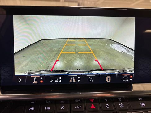 New 2026 GMC Sierra 1500 SLT w/ SLT Convenience Package AWD/4WD image 41