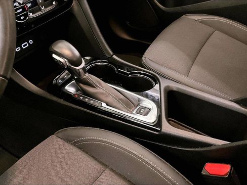 Used 2021 Buick Encore GX Select w/ Sport Touring Package image 16