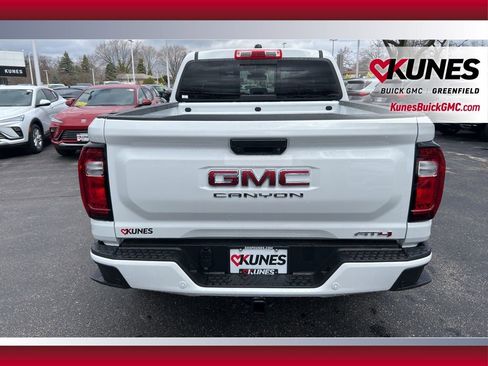 New 2026 GMC Canyon AT4 AWD/4WD image 4