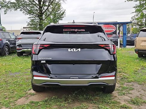 Certified 2026 Kia Sportage SX FWD image 5