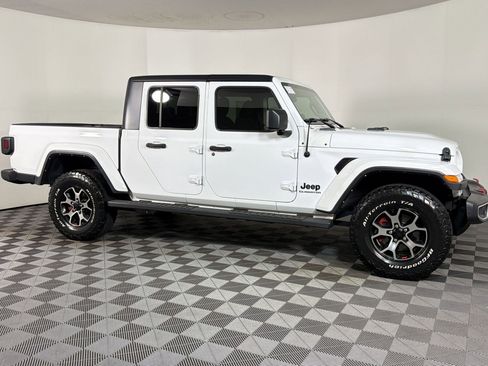 Used 2022 Jeep Gladiator Sport AWD/4WD image 6