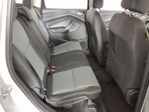 Used 2017 Ford Escape SE FWD image 12