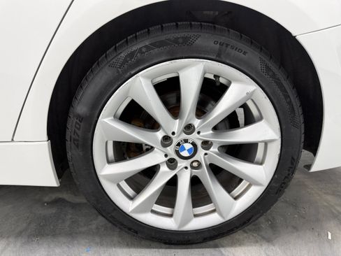 Used 2014 BMW 320i xDrive Sedan AWD/4WD image 29