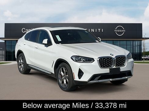 Used 2023 BMW X4 xDrive30i image 3