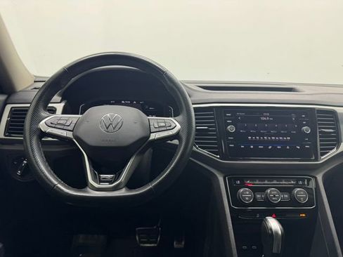 Used 2022 Volkswagen Atlas SEL Premium AWD/4WD image 3