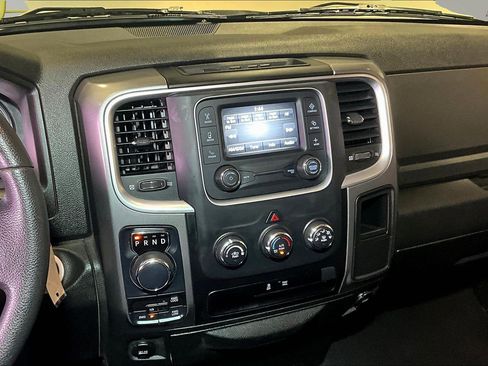 Used 2024 RAM 1500 Classic SLT AWD/4WD image 11