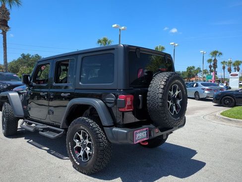 Used 2022 Jeep Wrangler Unlimited Rubicon w/ LED Lighting Group AWD/4WD image 8