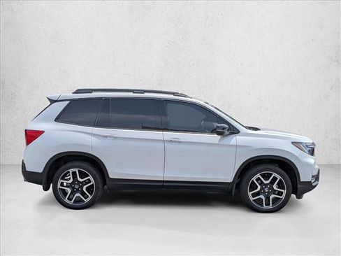 Used 2023 Honda Passport Elite image 4