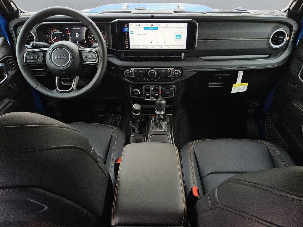 New 2026 Jeep Gladiator Sport AWD/4WD image 10