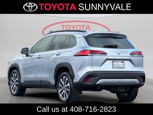 Used 2022 Toyota Corolla Cross XLE FWD image 7