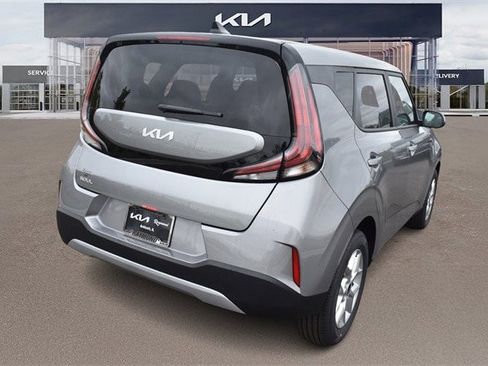 New 2025 Kia Soul LX image 3