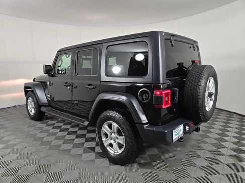 Used 2018 Jeep Wrangler Unlimited Sport S AWD/4WD image 5