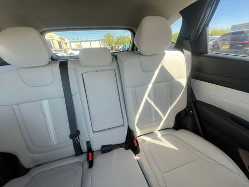 Used 2025 Hyundai Tucson SEL FWD image 38