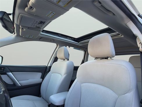 Used 2015 Subaru Forester 2.5i Premium w/ All-Weather Package AWD/4WD image 14
