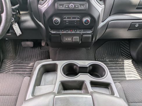 Used 2021 Chevrolet Silverado 1500 Custom AWD/4WD image 18