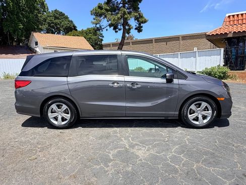 Used 2019 Honda Odyssey EX image 7