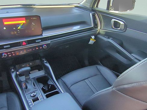 New 2026 Kia Sorento EX image 16