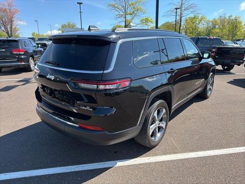 Certified 2024 Jeep Grand Cherokee L Limited AWD/4WD image 3