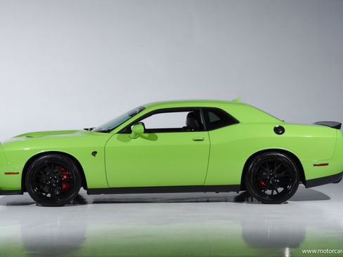 Used 2015 Dodge Challenger SRT Hellcat image 8