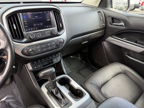 Used 2019 Chevrolet Colorado ZR2 image 25