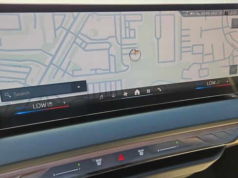 Used 2025 BMW X3 xDrive30i w/ Convenience Package AWD/4WD image 17