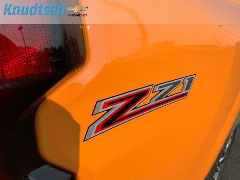 Certified 2025 Chevrolet Colorado Z71 w/ Technology Package AWD/4WD image 10