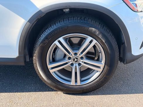 Used 2022 Mercedes-Benz GLC 300 image 10